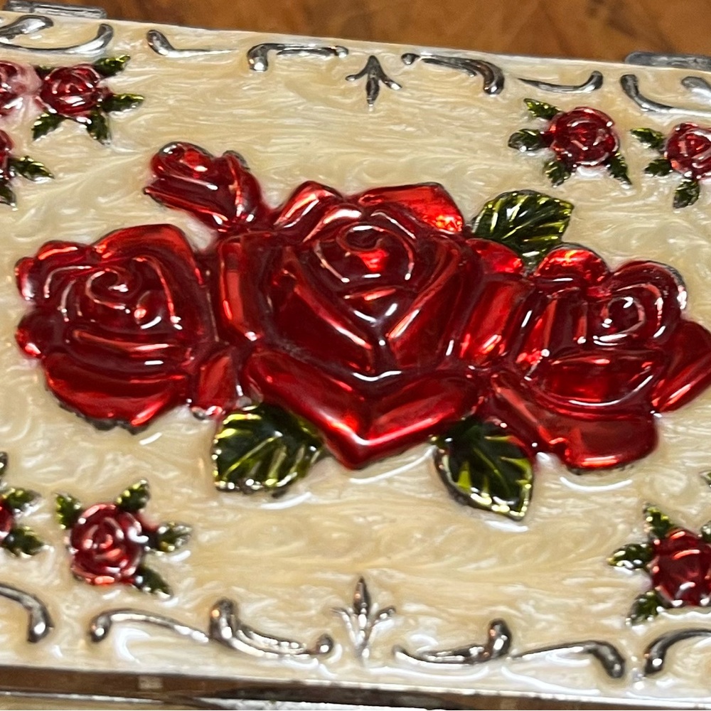 Jewelry box Metal Fooded Silver tone with enamel Rose decor - Picture 9 of 9